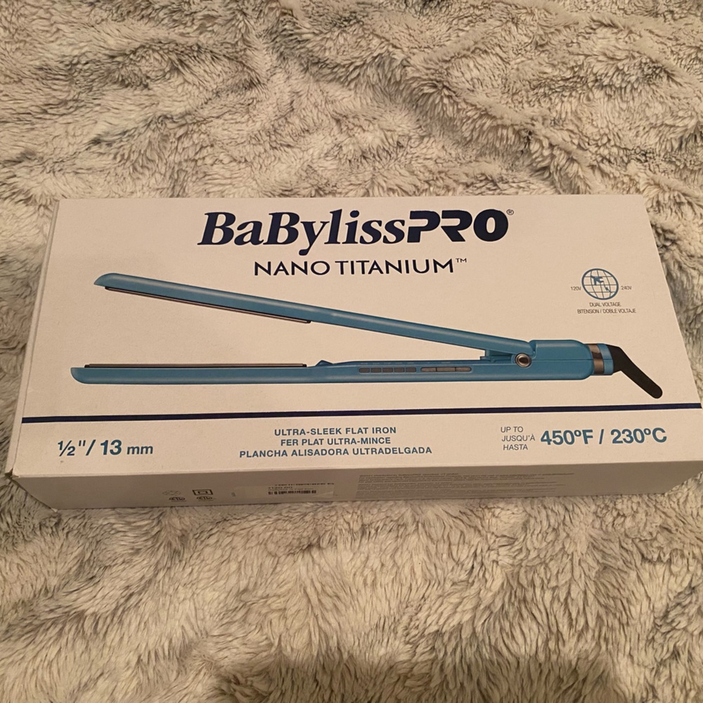 BaByliss PRO NANO TITANIUM flat iron - 1/2” Brand New